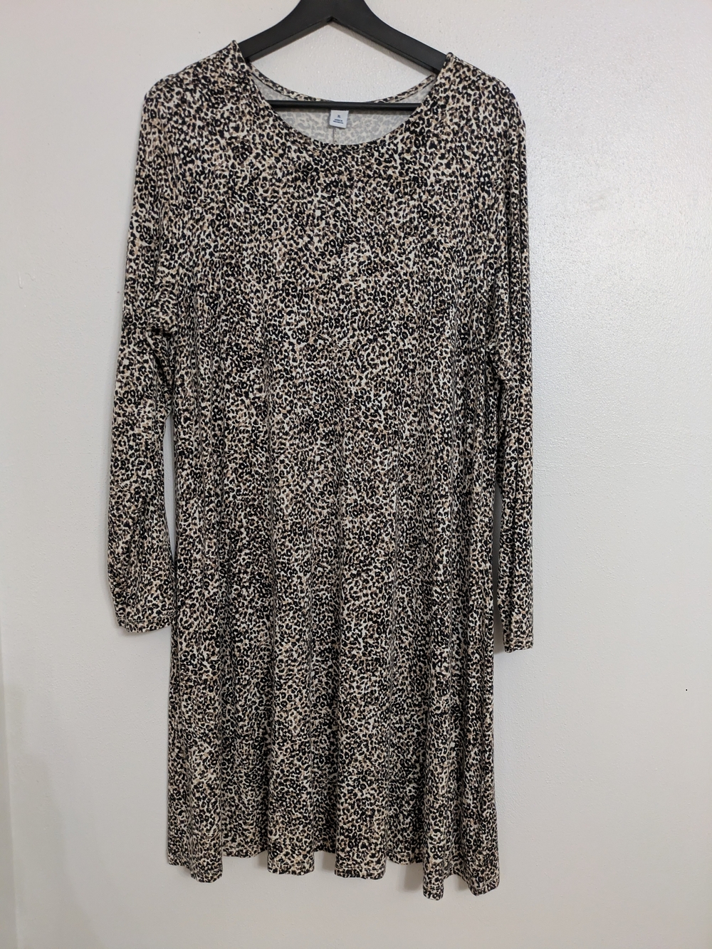 Old Navy Beige and Black Leopard Print Swing Dress